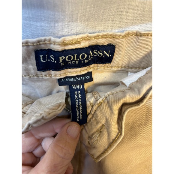 US Polo Assn Khaki Stretch Shorts Mens W40 Flat Front Casual Chino - Picture 4 of 5